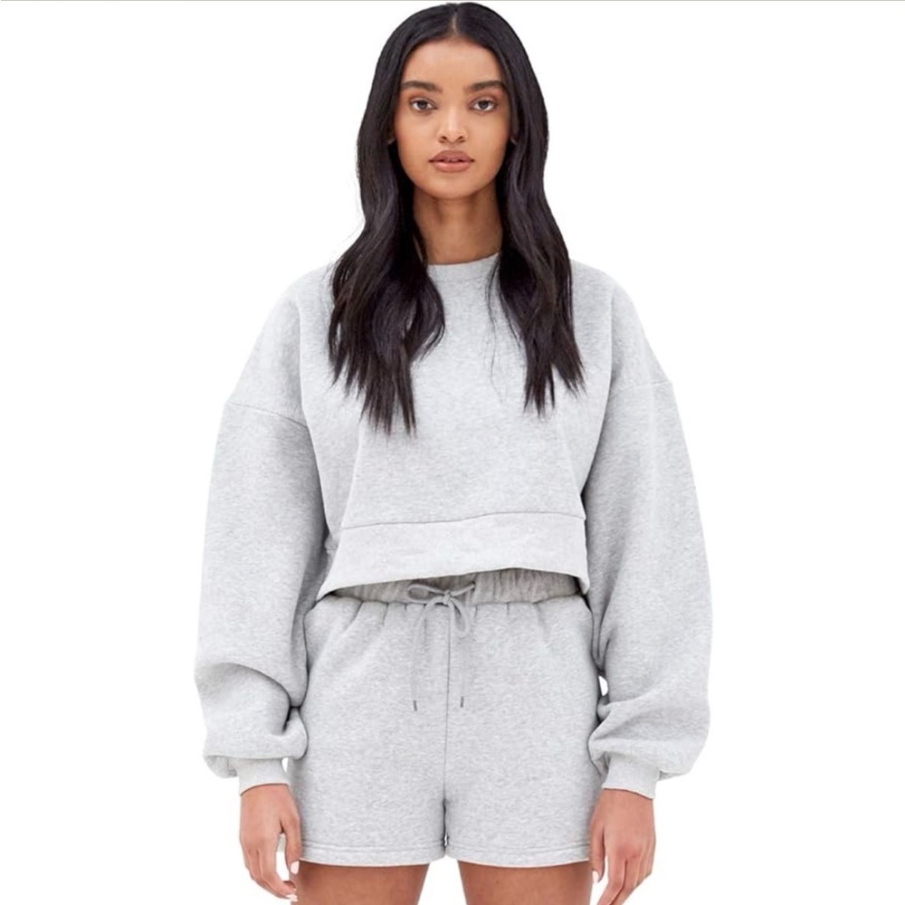 Cropped Heather Gray Sweatshirt - Casual Pullover